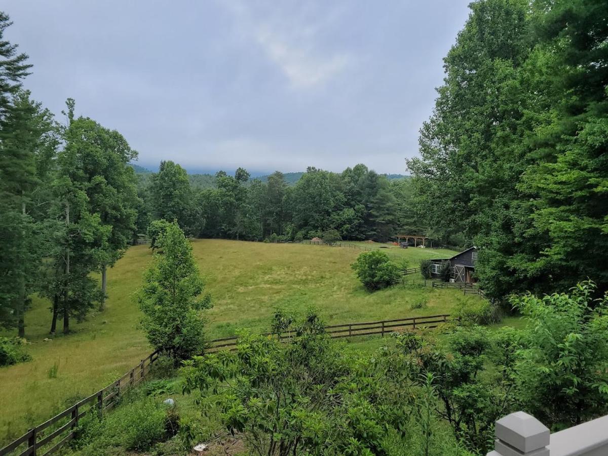 Rustic Hendersonville Farm Studio With Private Deck Bagian luar foto
